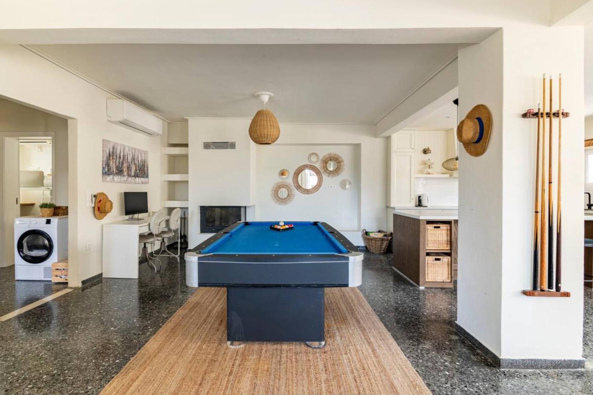 Rafia Loft - Heated Pool & Billiard I *